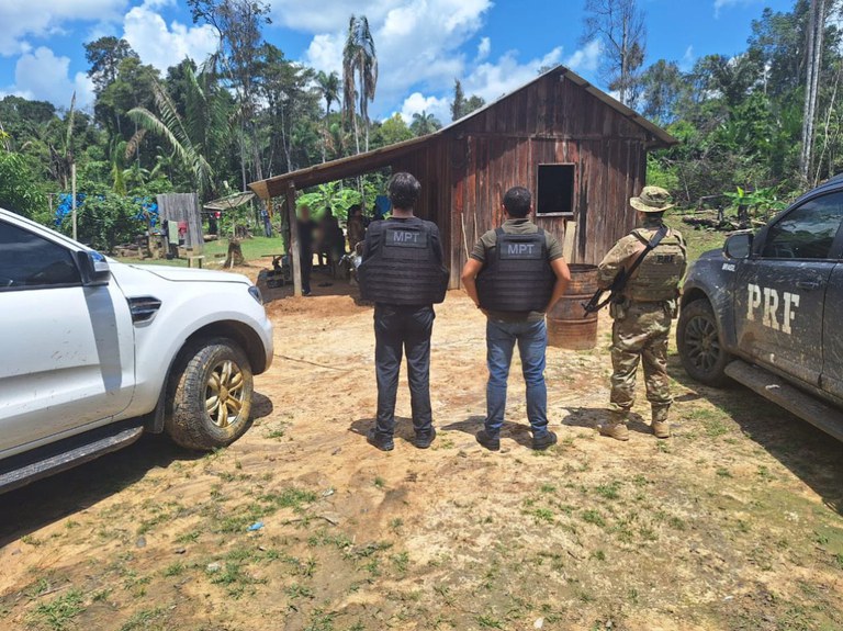 Operação resgata família em situação análoga à escravidão no município do Cantá