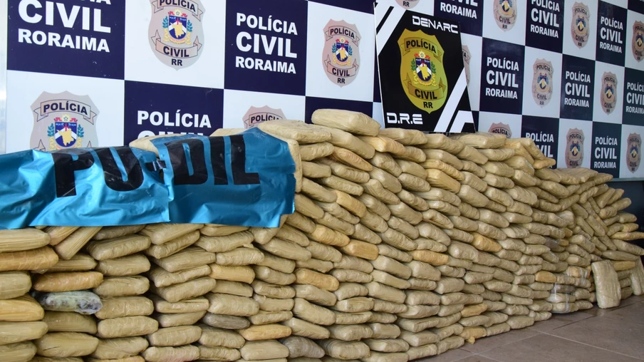 Apreensão de aeronave com 300 kg de skunk na zona rural de Boa Vista leva à prisão de três homens