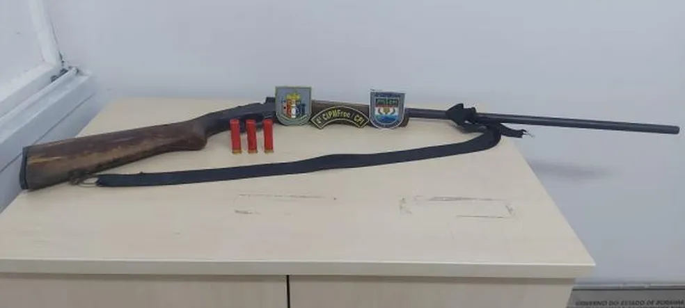  Idoso é preso por ameaçar vizinha com espingarda em Mucajaí