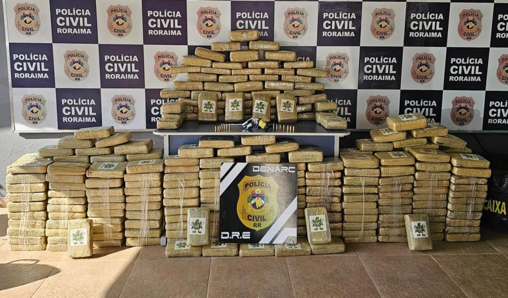 Polícia Civil desarticula esquema de tráfico de drogas e prende dois homens com 320 Kg de Skunk