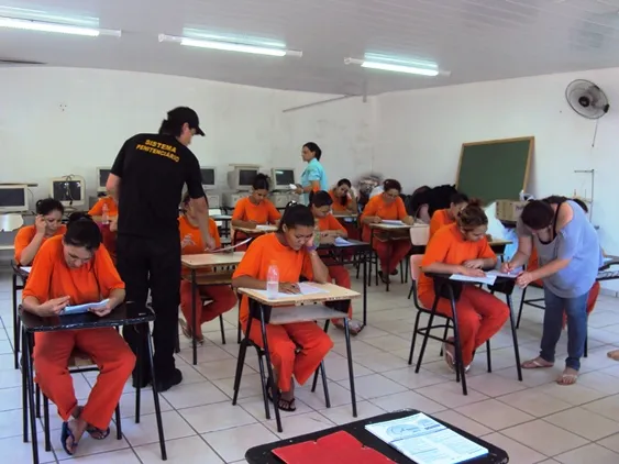 Publicado edital do enem para presidiários