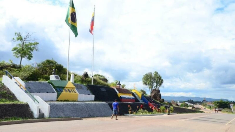 Garimpeiros são encontrados com vida após queda de helicóptero