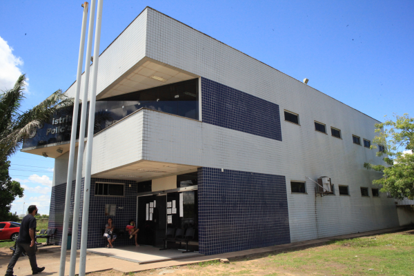 Jovem é preso após ameaçar de morte a ex-esposa de 16 anos