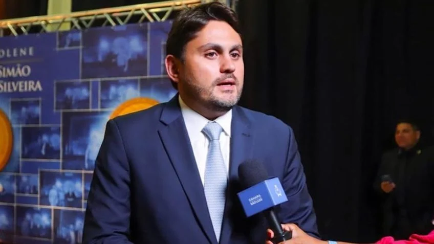  Ministro das Comunicações anuncia solução para resolver instabilidade da internet em Roraima até dezembro