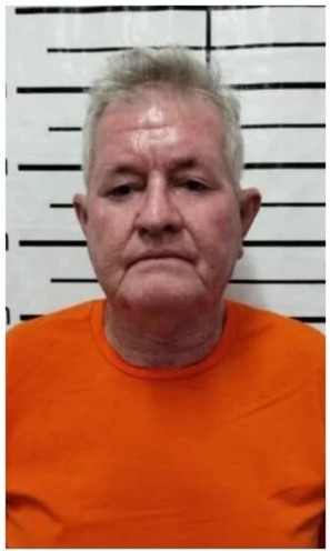 Ex-prefeito de alto alegre se entrega à cadeia de Boa Vista para cumprir pena por fraude em licitação