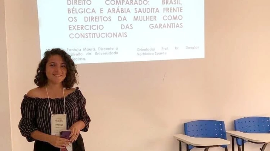 Com o trabalho referente a 